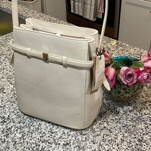 Margot New York - Elegant White Leather Shoulder Bag